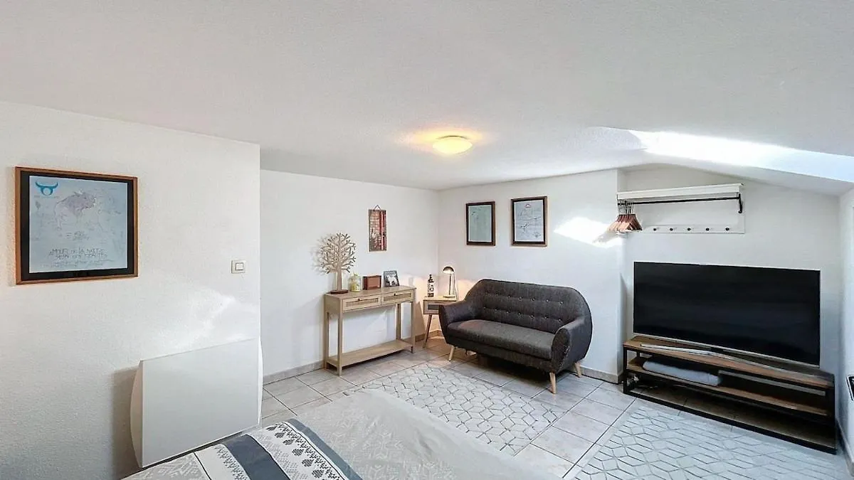 Апартаменты Duplex Spacieux Avec Piscine Mauleon-Barousse