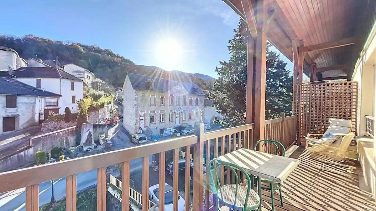 Апартаменты Duplex Spacieux Avec Piscine Mauleon-Barousse