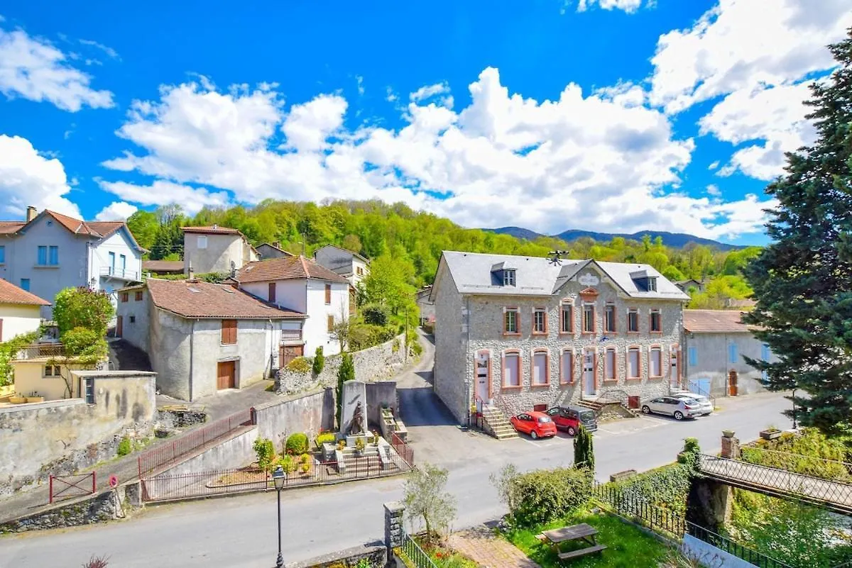 Duplex Spacieux Avec Piscine Mauleon-Barousse